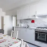 Florence Quiet And Modern Apartments